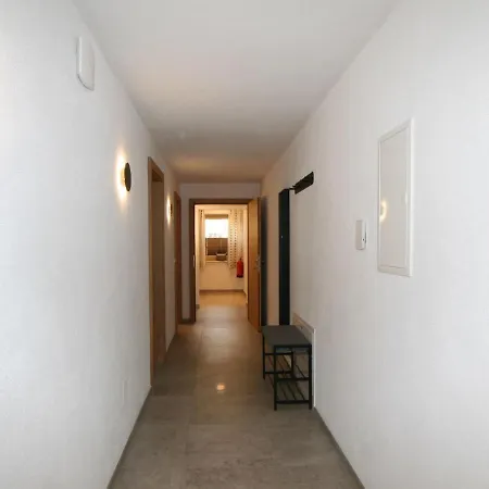 S'platzl By Interhome Aschau Im Zillertal